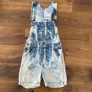 NWT LF Carmar 90s Distressed Bleach Denim Overalls